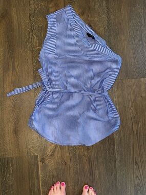 Banana Republic Blue and White Striped Shirt